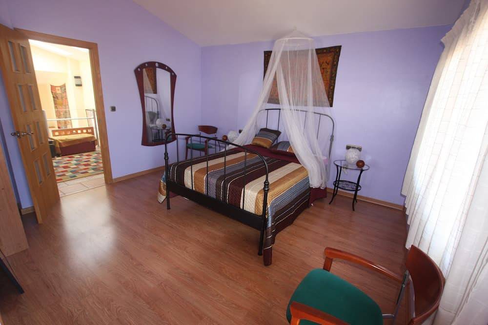 Fantastische Villa mit 3 Schlafzimmern 10 Minuten wak zum Strand in Torrevieja Centre, Torrevieja
