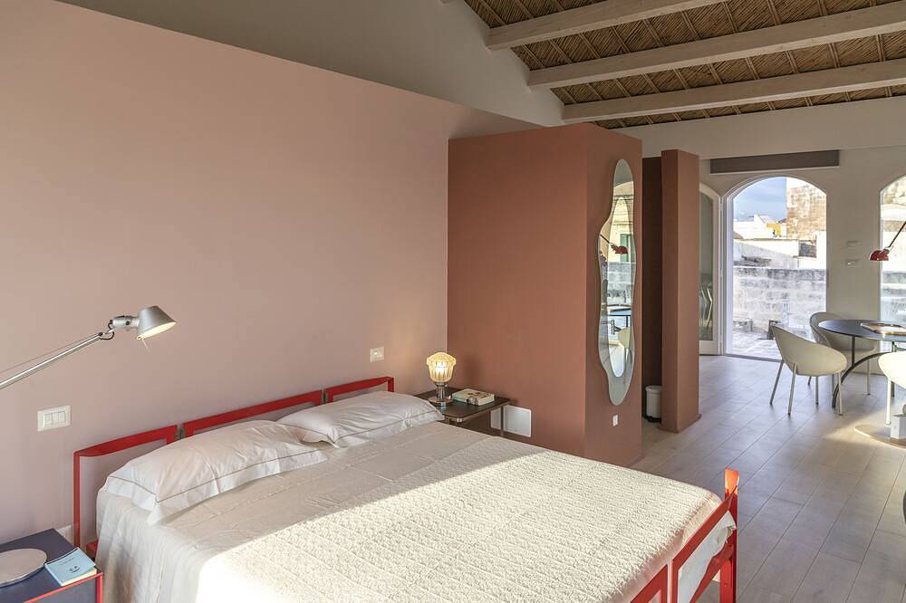 Ganze Wohnung, Genziana - Design apartment in historic building 5 min from Lecce in San Cesario di Lecce, Lecce Provinz