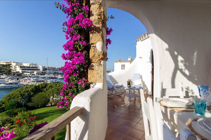 Appartamento per 4 persone, con Balcone e Terrazza a Arzachena