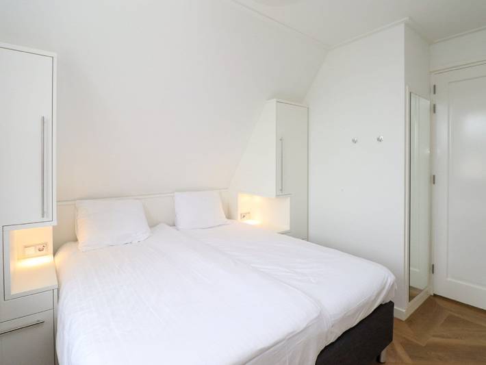 Villa in Friesland mit Sauna und Steg in Delfstrahuizen, Friesland