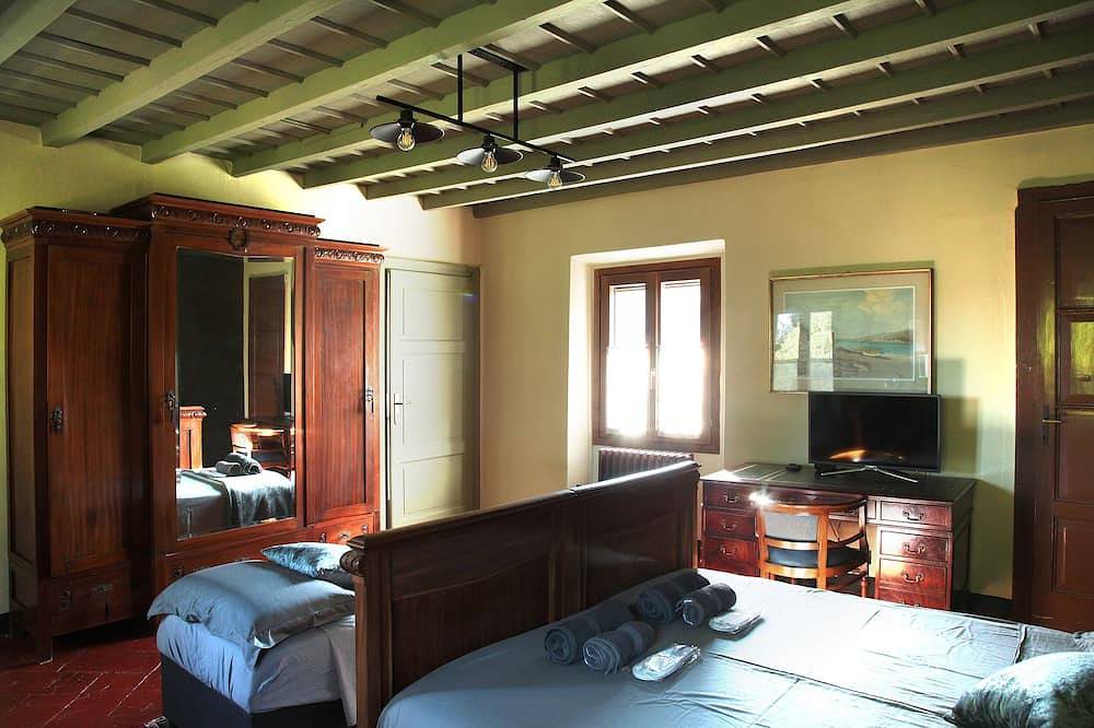 In a historic park, close to Lake Como and Milan. in Olgiate Molgora, Brianza