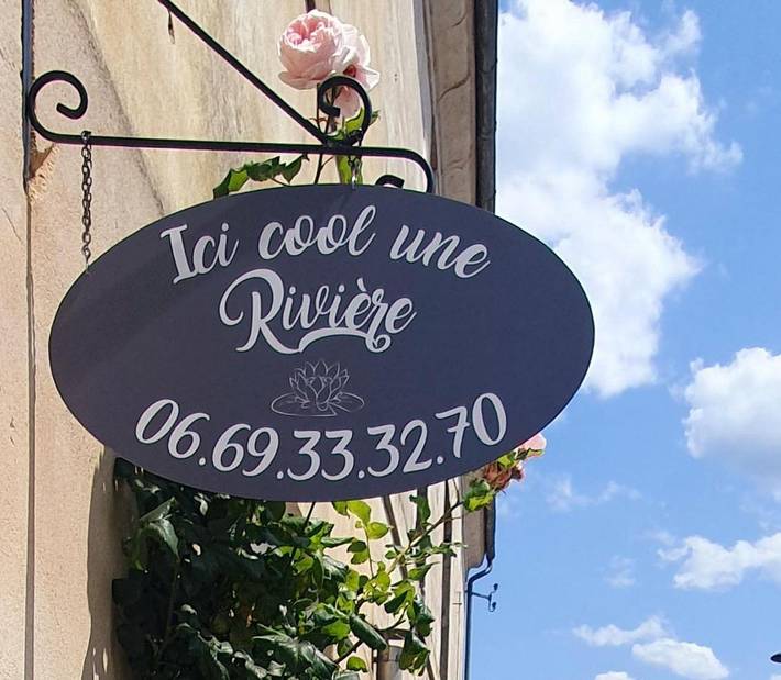 Gîte pour 2 personnes, avec Terrasse ainsi que Jardin et Vue à Saint-Pierre-de-Côle
