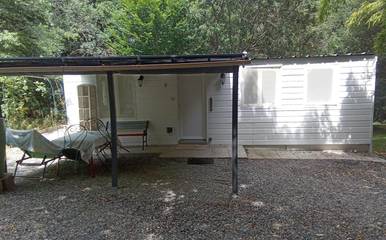 Gîte pour 4 personnes, avec jardin ainsi que terrasse et vue, animaux acceptés dans Lac de la Gimone