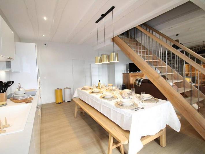 Location de vacances pour 9 personnes, avec Jardin à Thiézac - 4