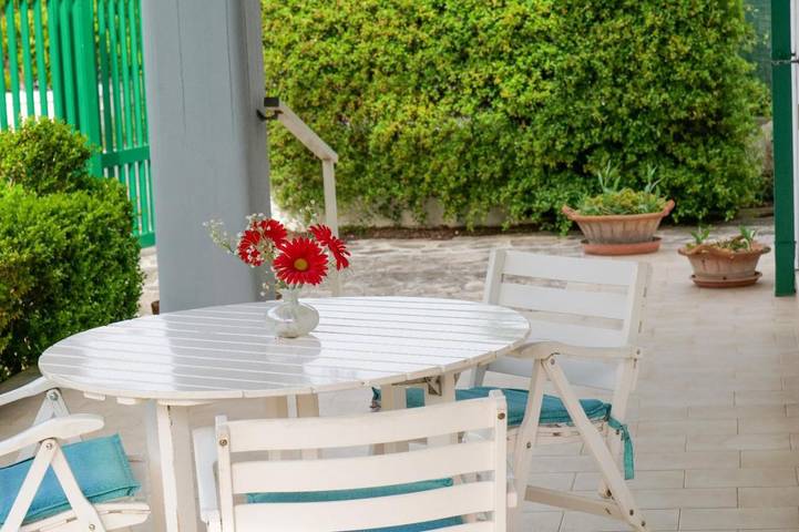 Appartamento per 6 persone, con Balcone e Terrazza nonché Panorama a Leporano Marina