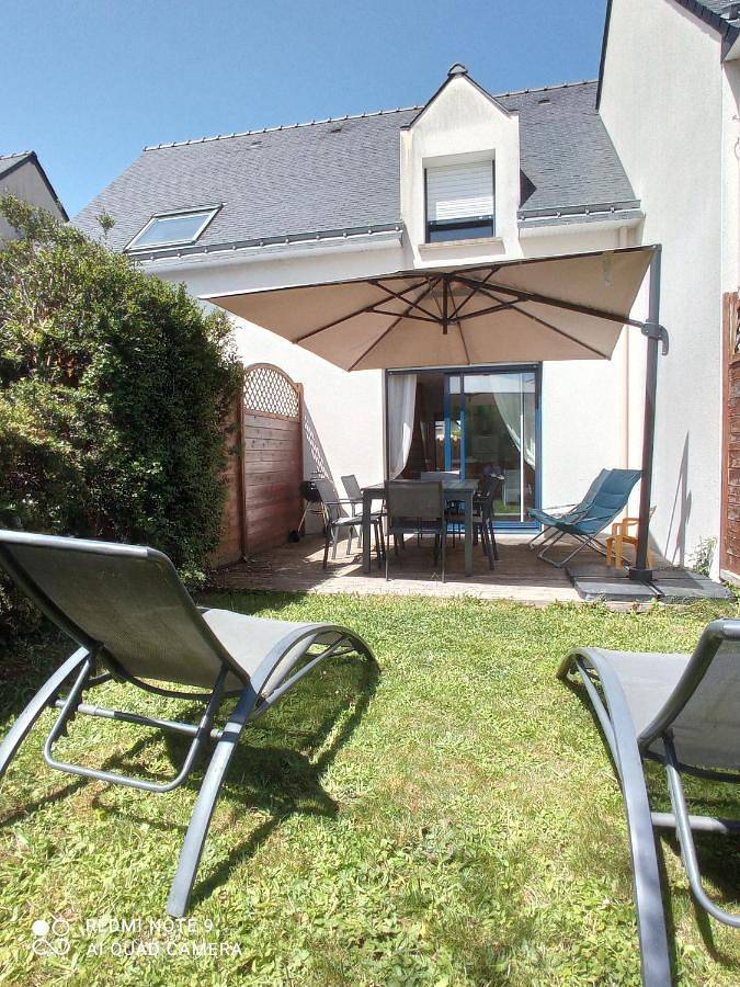 Location de vacances pour 6 personnes, avec jardin et vue, adapté aux familles à Plougoumelen - 2