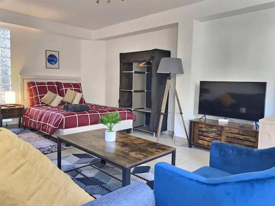 Appartement entier, Chatenay 2 in Châtenay-Malabry, Hauts-de-Seine