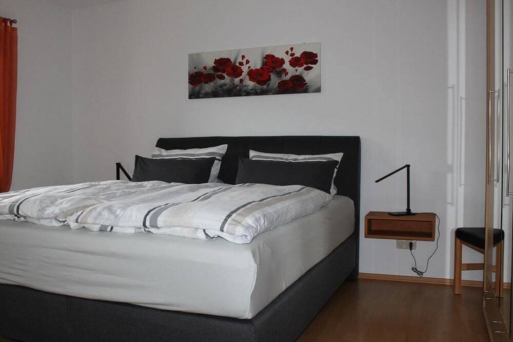 Entire apartment, Apartment Siegel - apartment/apartment, shower, toilet, 1 bedroom in Heimweiler, Palatinate Uplands