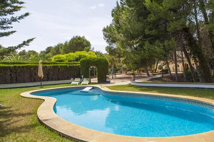 Villa für 14 Personen, mit Garten und Balkon - 1