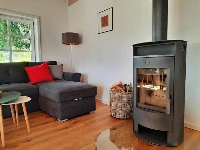 Ferienhaus Pfotenglück für 6 Erwachsene + 1 Kleinkind; und 2 Hunde oder Katzen. in Oetzen, Landkreis Uelzen