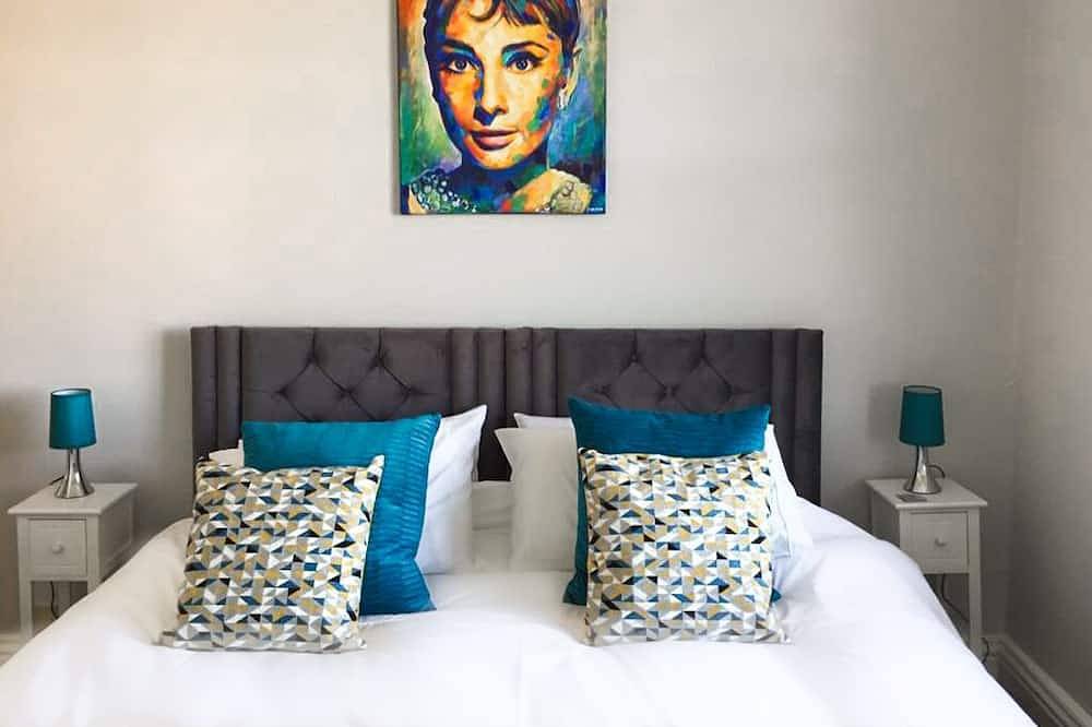 Entire apartment, Upper Swan View Harrogate - Superb location. Sleeps 3. Dog Friendly. Refurbished in Nidderdale AONB