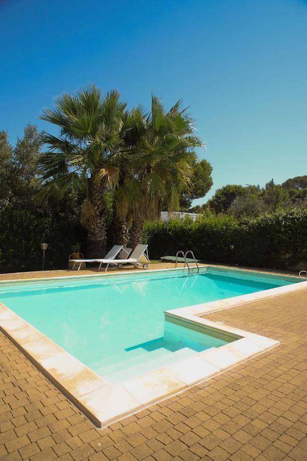 Gîte pour 5 personnes, avec jardin ainsi que piscine et vue, adapté aux familles à Selva di Fasano - 3