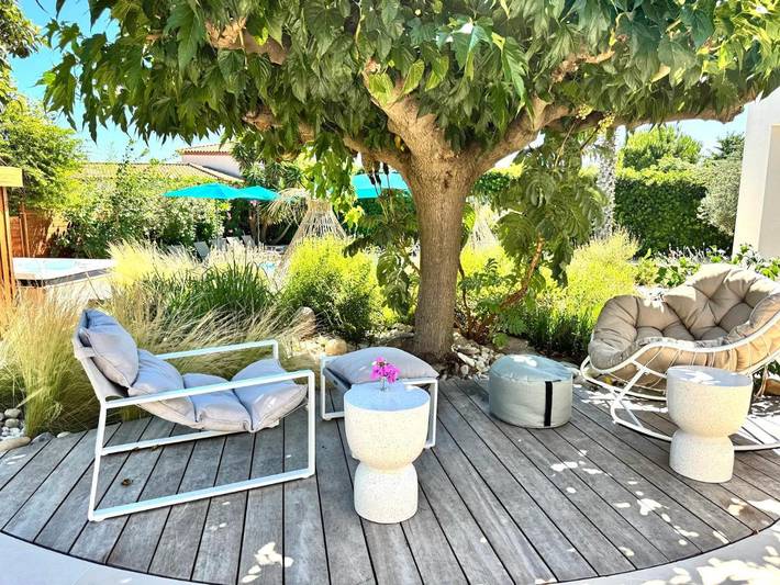 Chambre d’hôte pour 2 personnes, avec jacuzzi et jardin ainsi que terrasse et piscine à Balaruc-les-Bains - 2