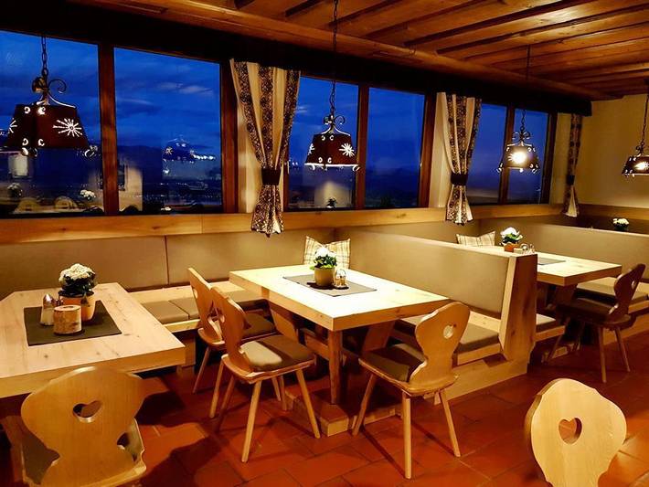 Hotel für 4 Personen, mit Balkon und Seeblick in Finkenstein am Faaker See - 3