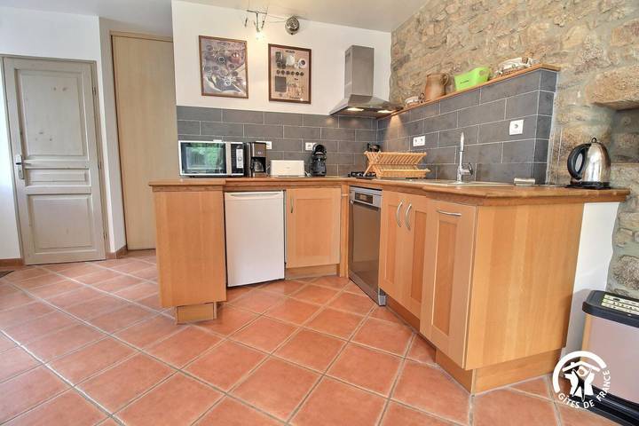 Gîte pour 4 personnes, avec jardin à Treffléan - 3