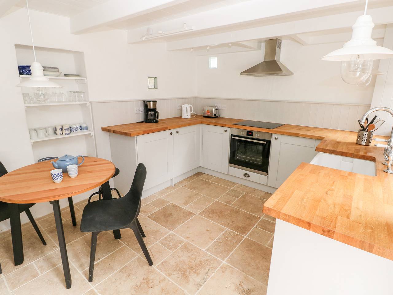 10 Westgate Hill in Pembroke, Pembrokeshire