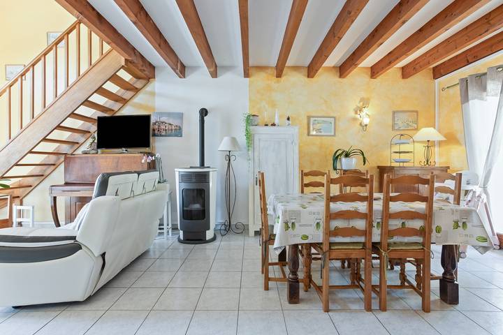 Villa "Charmant Village" per 6 persone con piscina privata e Wi-Fi in Brue-Auriac, Brignoles e dintorni