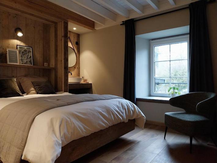 Location de vacances pour 2 personnes, avec terrasse et jardin à Bièvre - 3