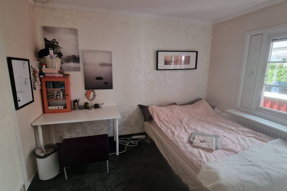Modern Villa With Lovely Garden Near T Bana And Stockholm City in Schwedische Ostsee