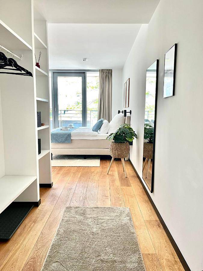 Ferienwohnung für 2 Personen, mit Balkon und Terrasse sowie Seeblick und Ausblick in Hamburg - 4
