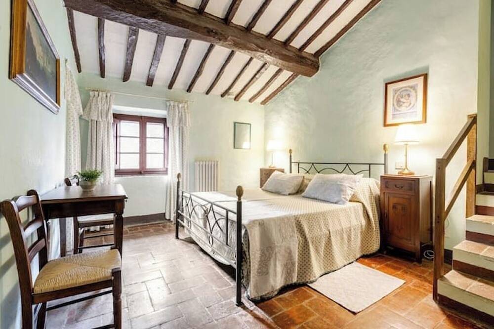 Xiii Century Tower with Private Panoramic Pool in Siena, Siena Provinz