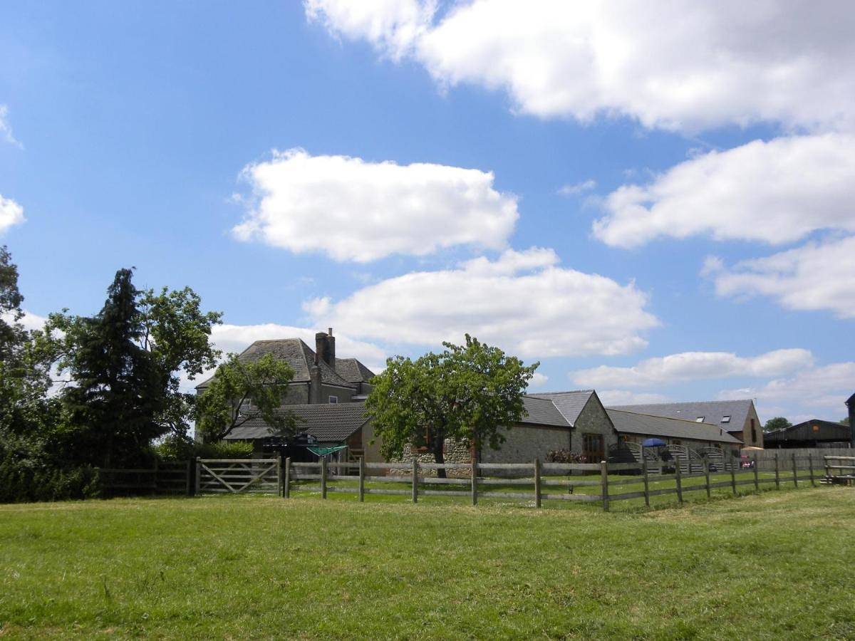One-Bedroom Cottage in Swindon, Wiltshire