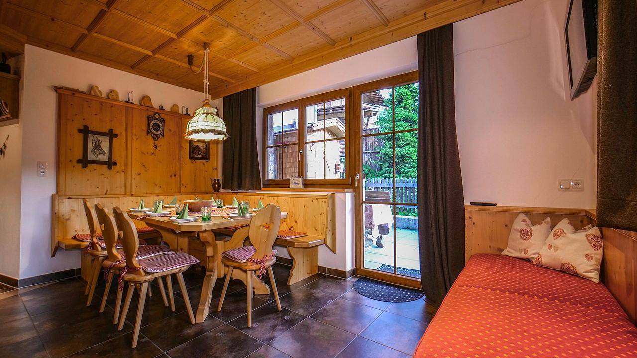 Vakantiehuis voor 8 personen met sauna in Hochfügen, Ski-Optimal Hochzillertal