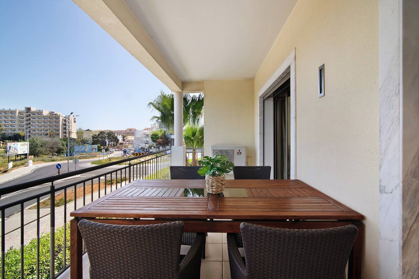 Appartement entier, Appartement "Varandas do Sol" avec piscine, terrasse et Wi-Fi in Aldeia das Açoteias, Albufeira