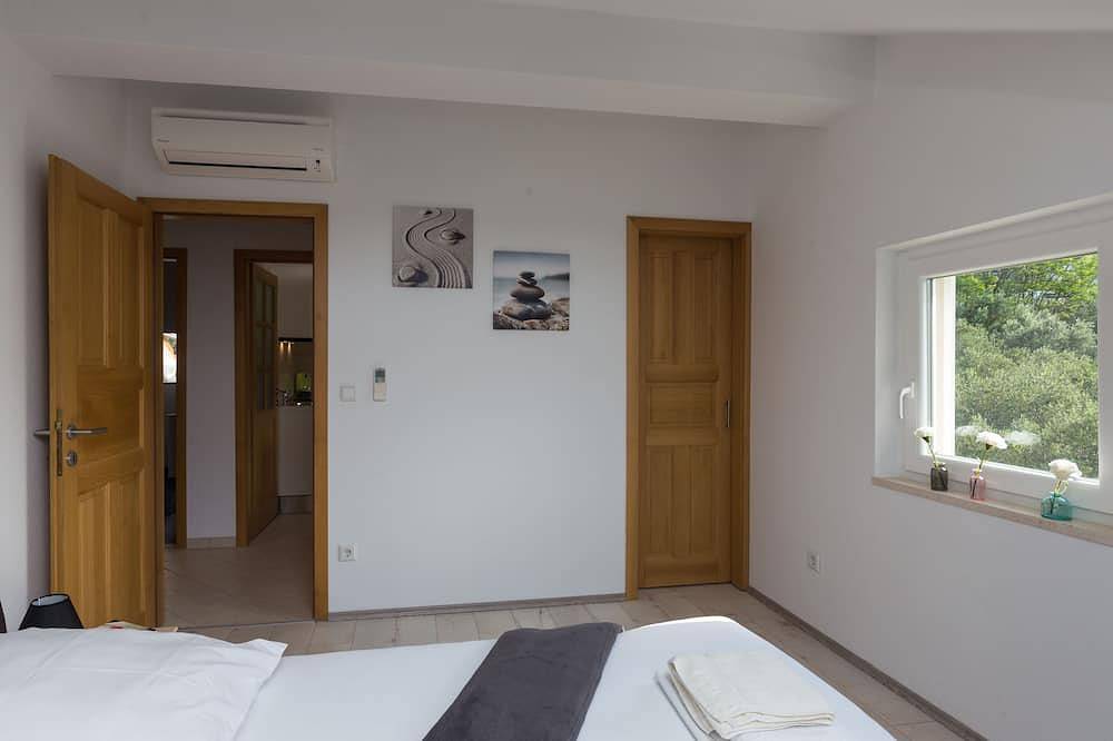 Ganze Wohnung, Ferienwohnung in Dubrovnik mit Swimmingpool und Meerblick in Mokosica, Dubrovnik-Neretva