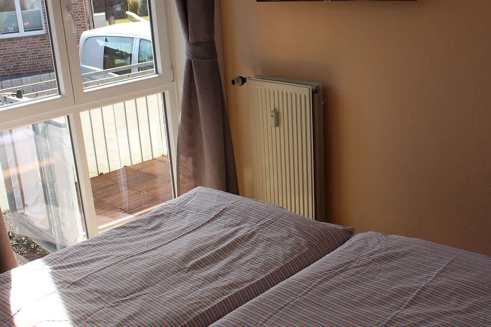 Ganze Wohnung, Fewo, direkt am Deich, Wlan, einzigartige Lage, Strand von Kalifornien Ostsee in Kalifornien (Ostsee), Schönberg