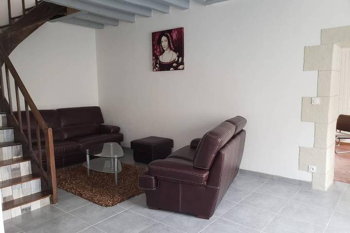 Location de vacances pour 12 personnes, avec Terrasse et Jardin à Saint-Romain-sur-Cher