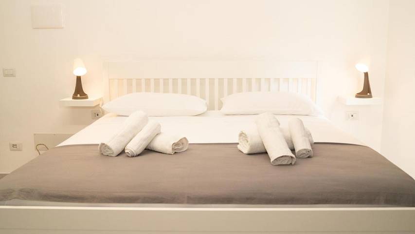 Chambre d’hôte pour 4 personnes, avec Balcon et Terrasse à Giardini-Naxos