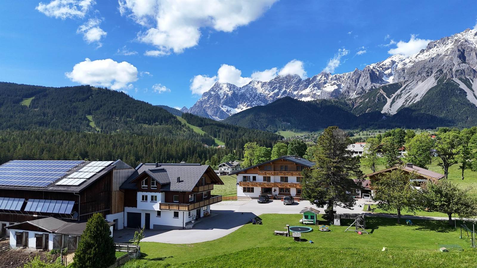 Doppelzimmer mit Dusche, Wc in Ramsau am Dachstein, Schladming-Dachstein