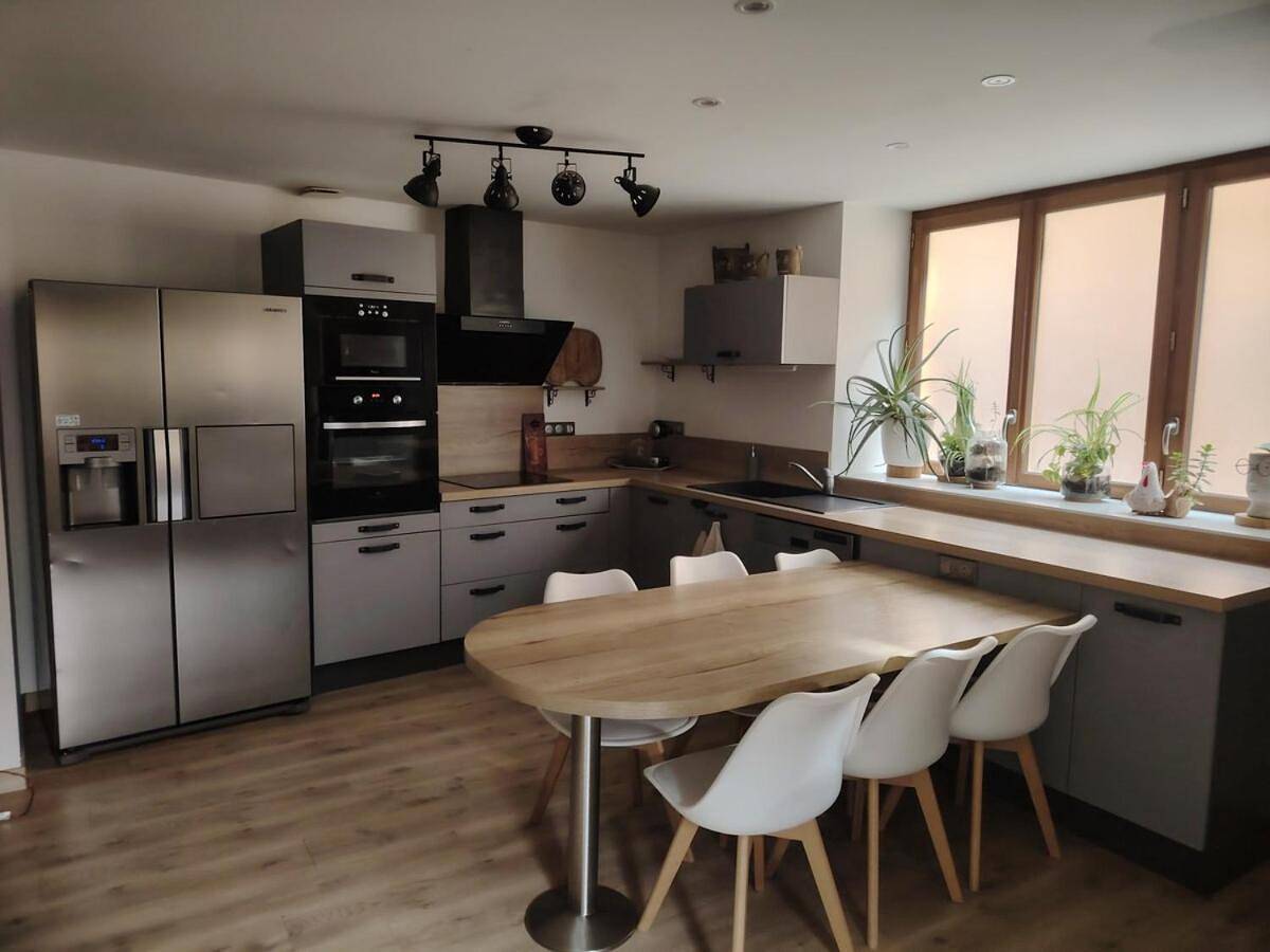 Appartement entier, La Casa Beaujolaise in Charnay, Beaujolais