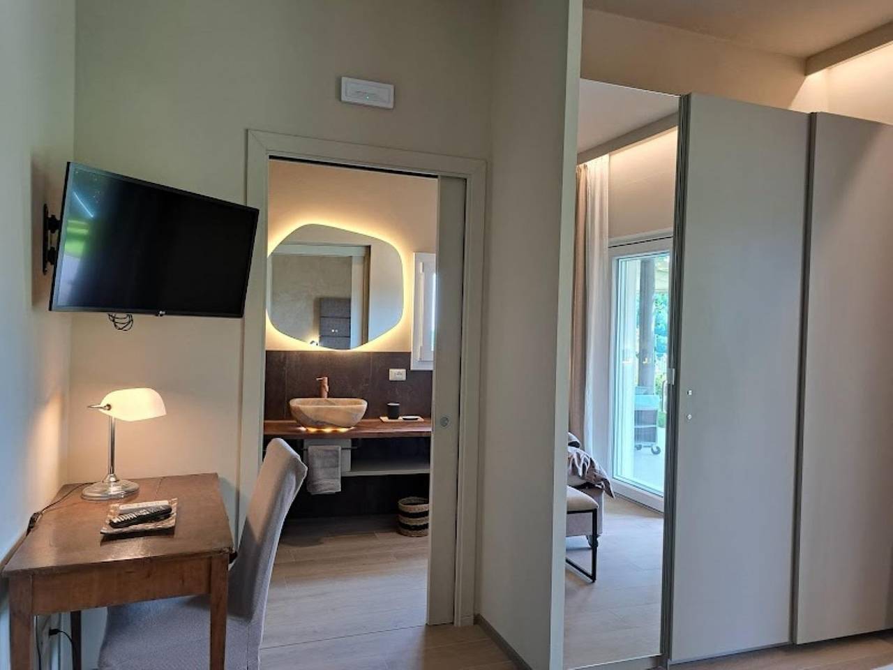 Ganze Wohnung, Ferienwohnung für 10 Personen mit Pool in Castion Veronese, Costermano