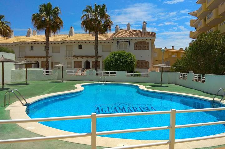 Ferienwohnung für 6 Personen, mit Terrasse und Pool in Dehesa de Campoamor