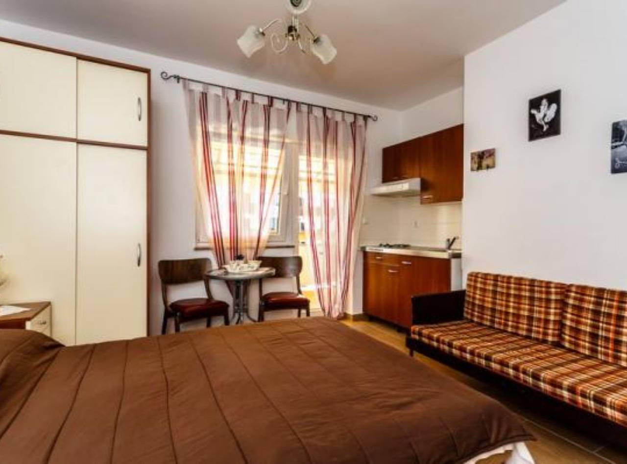 Cijeli apartman, Family Apartmani Sara Malinska - Double Room S1 53048 in Malinska-Dubašnica, Krk