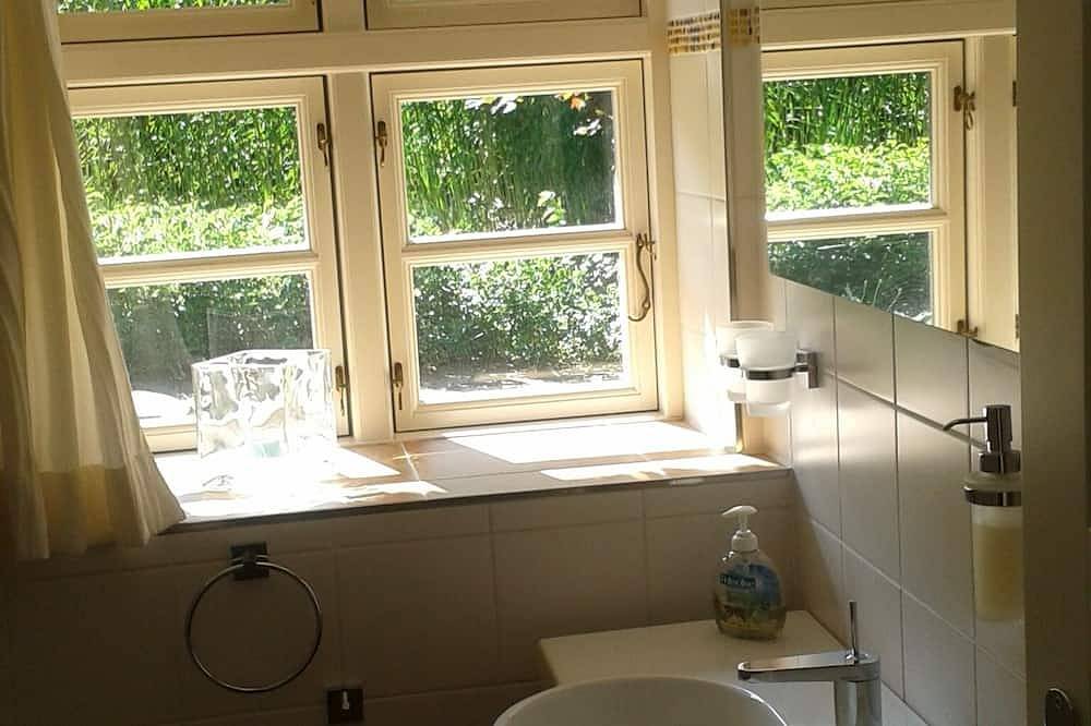 Ganze Wohnung, Kuschelige Ferientage unter Reet im Biosphärenreservat in Lenzerwische, Prignitz