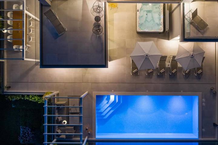 Villa pour 10 personnes, avec piscine et sauna ainsi que jacuzzi et jardin à Sinj - 3