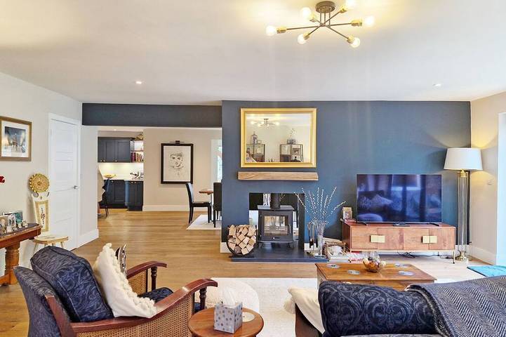 Cottage for 8 people, with garden in Chichester