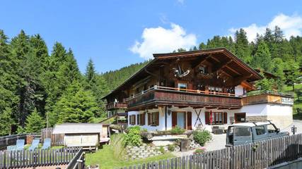 Ferienwohnung für 8 Personen, mit Garten und Balkon in Hochfügen