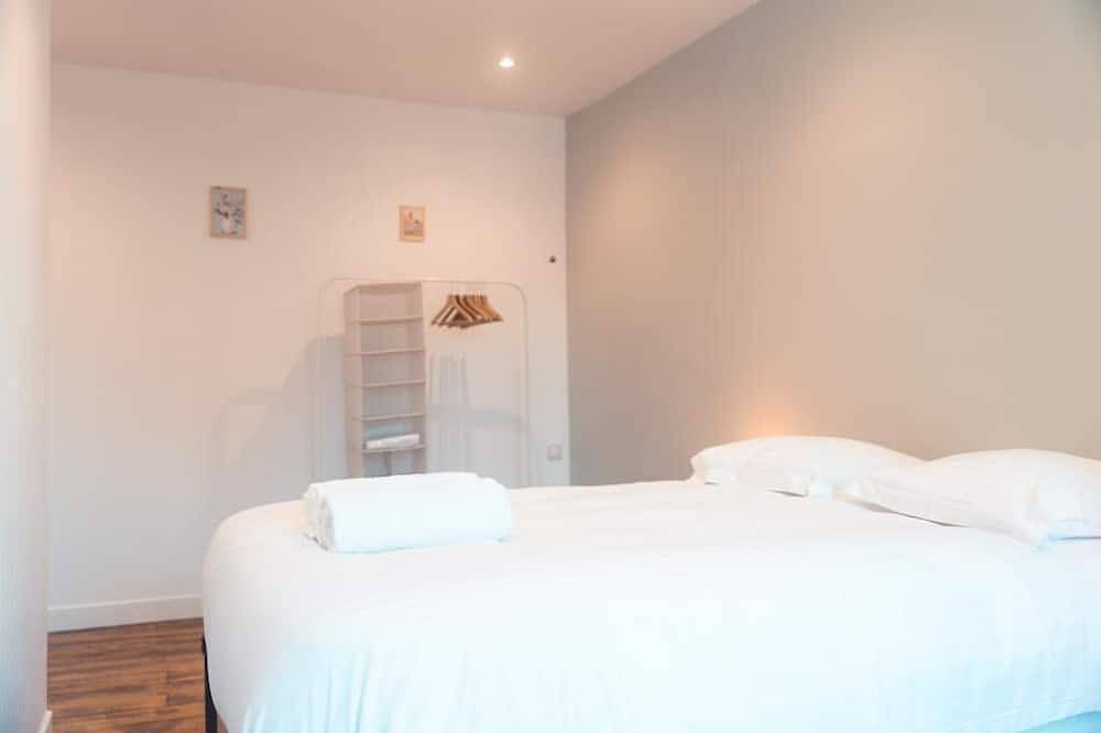 L'Etape - La Maison des amis in Tours, Région de Tours