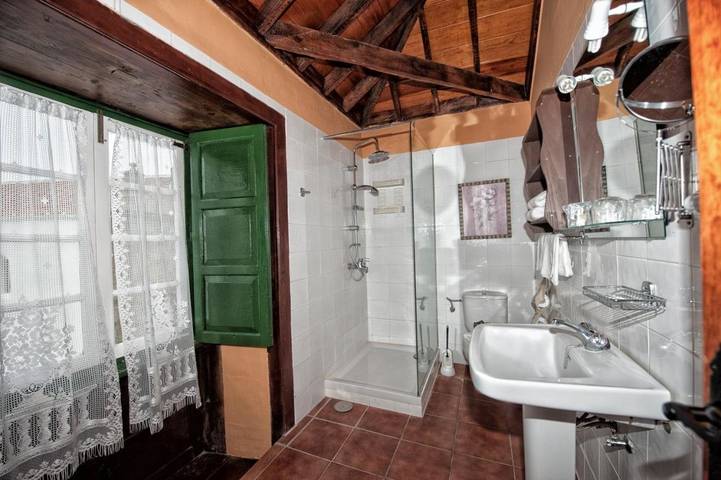 Hotel para 2 personas, con piscina además de terraza y jardín en Granadilla de Abona - 4