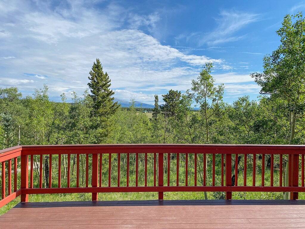 Pricing Specials! Cozy Home w/ Spacious Deck, Fishing Pond, Hiking - Misty Mountain Hideaway in Park County