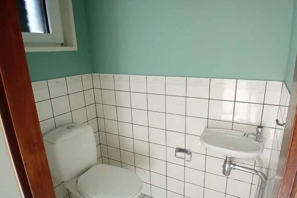 Vakantiehuis in Heeg met zwembad in Heeg, IJsselmeer