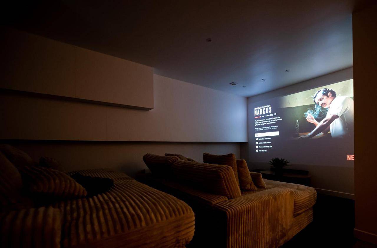 Appartement entier, Amazing Apartment with Home Cinema in Paris 13e Arrondissement, Paris