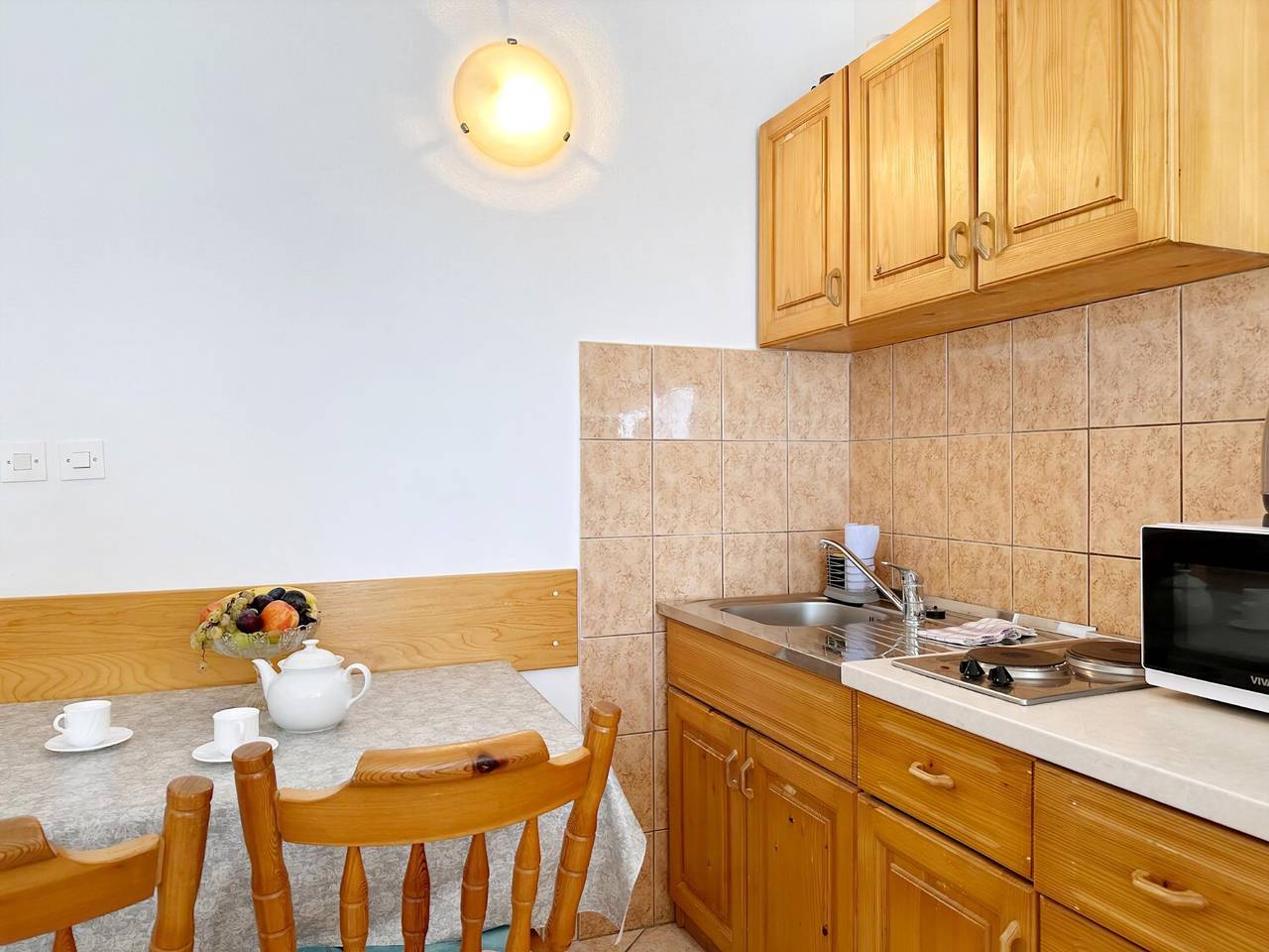 Ganzes Studio, Apartments Mira in Babićeva plaža, Zaostrog