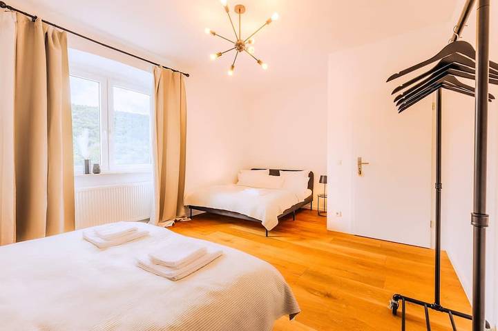 Villa für 24 Personen, mit Whirlpool und Garten sowie Balkon und Pool in Loreley - 4