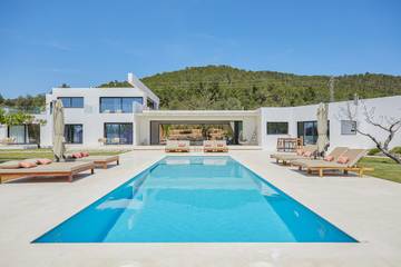 Villa in Sant Joan de Labritja, Ibiza Norden für 16 