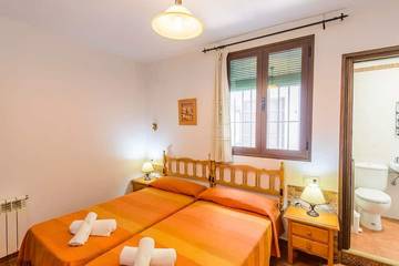 Chalet para 10 Personas en Priego de Córdoba, Sierras Subbéticas, Foto 4